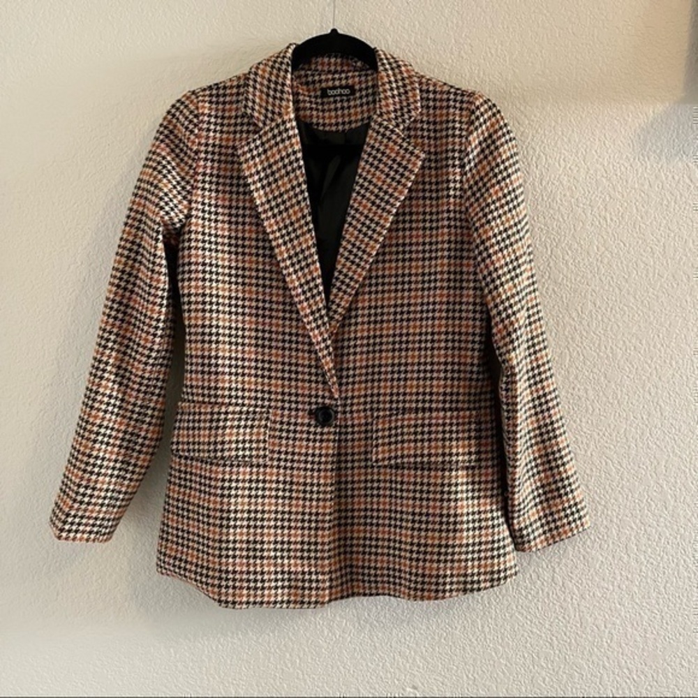 Boohoo houndstooth coat size 4